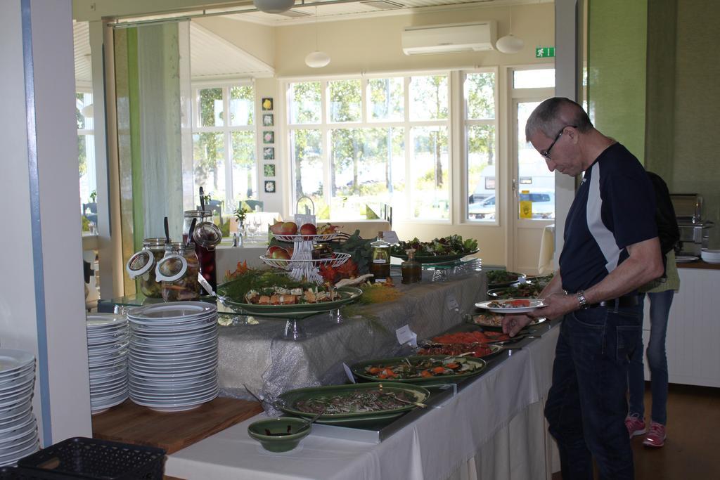 Kukkolaforsen Turist & Konferens Hotel Buitenkant foto