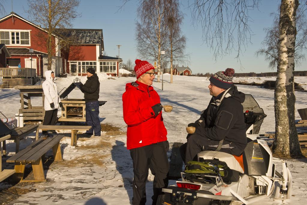 Kukkolaforsen Turist & Konferens Hotel Buitenkant foto